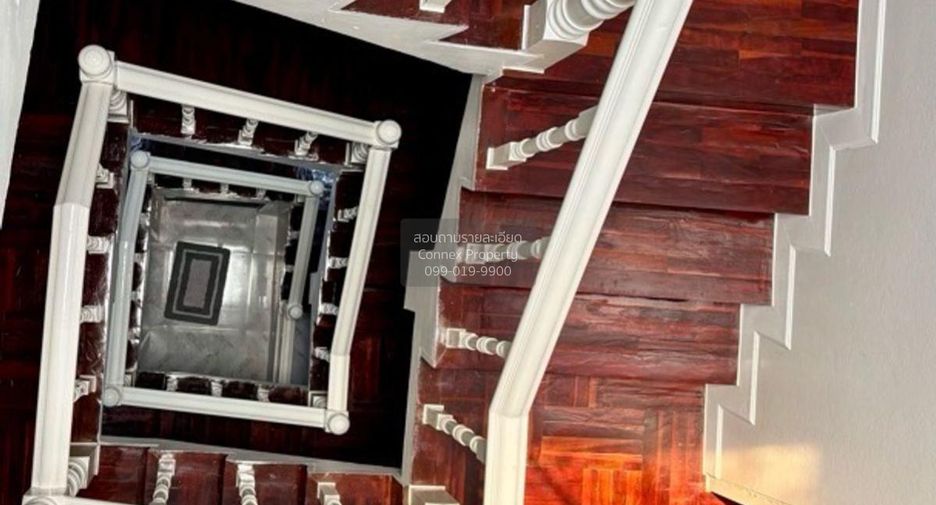 For rent 4 bedrooms townhouse in Bang Phli, Samut Prakan