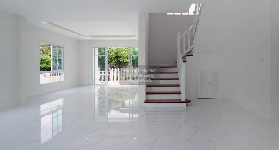 Casa en venta de 3 habitaciones en Bang Khun Thian, Bangkok