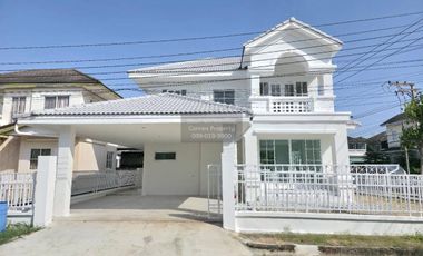 For sale 3 bedrooms house in Bang Khun Thian, Bangkok