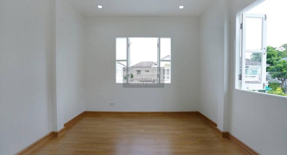 Casa en venta de 3 habitaciones en Bang Khun Thian, Bangkok