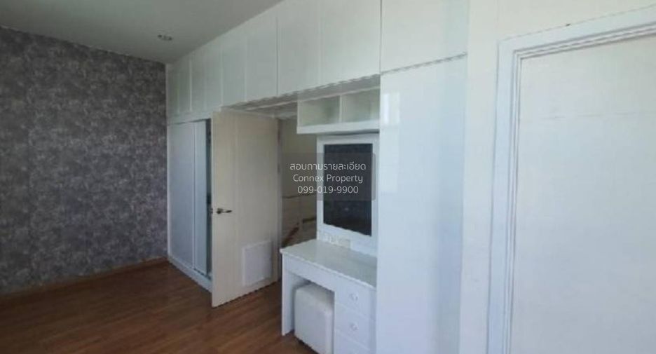Casa adosada en venta de 4 habitaciones en Bang Bua Thong, Nonthaburi