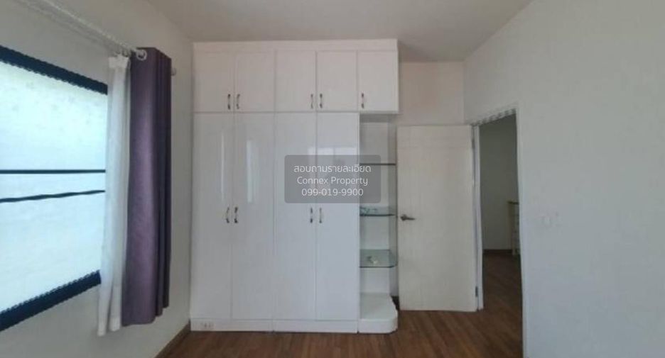 Casa adosada en venta de 4 habitaciones en Bang Bua Thong, Nonthaburi