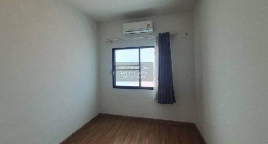 Casa adosada en venta de 4 habitaciones en Bang Bua Thong, Nonthaburi