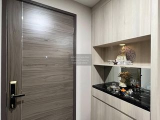Condo en venta de 2 habitaciones en Huai Khwang, Bangkok