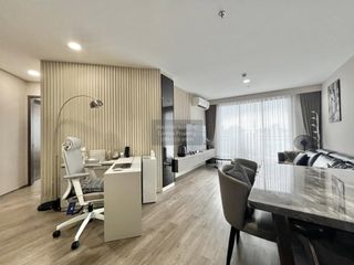 Condo en venta de 2 habitaciones en Huai Khwang, Bangkok