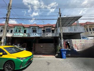 For sale 2 bedrooms townhouse in Sai Noi, Nonthaburi