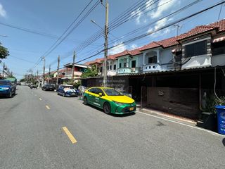 For sale 2 bedrooms townhouse in Sai Noi, Nonthaburi