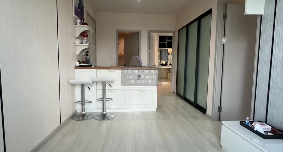 For sale 2 bedrooms condo in Khlong Toei, Bangkok