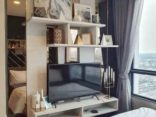 For sale 1 bed condo in Bangkok Noi, Bangkok