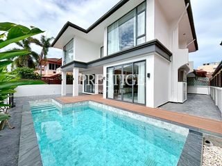 For sale 6 bedrooms house in Bang Lamung, Chonburi