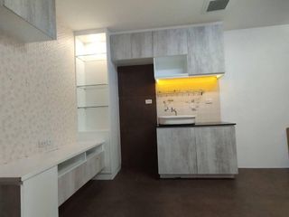 For sale 2 bed condo in Bang Phlat, Bangkok