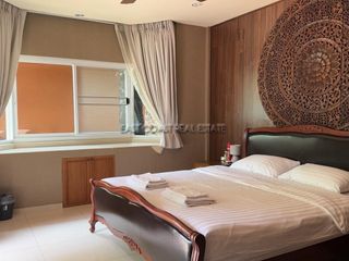 Casa en venta y en alquiler de 6 habitaciones en Bang Lamung, Chonburi