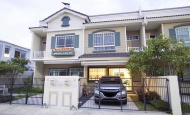 For rent 2 bed townhouse in Bang Phli, Samut Prakan