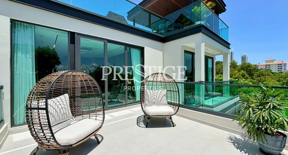 For sale 6 ベッドルーム house in Sattahip, Chonburi
