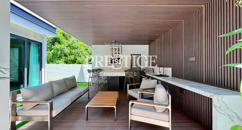 For sale 6 ベッドルーム house in Sattahip, Chonburi