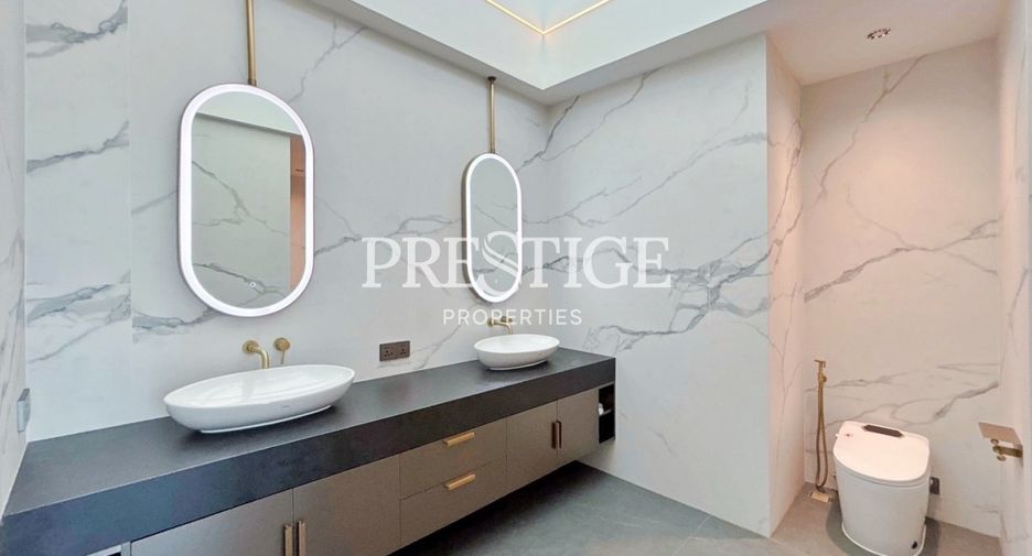 For sale 6 ベッドルーム house in Sattahip, Chonburi
