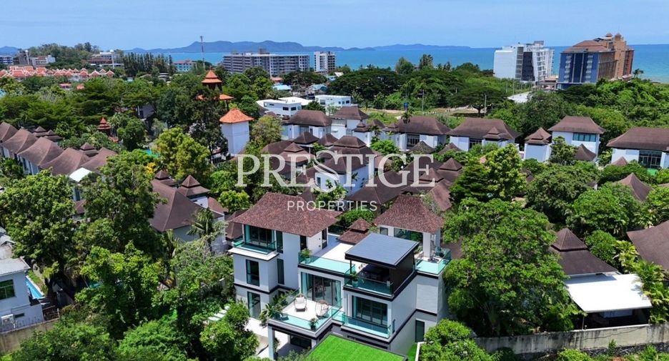 For sale 6 ベッドルーム house in Sattahip, Chonburi