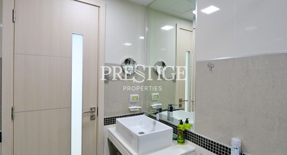 For rent 3 bedrooms condo in Bang Lamung, Chonburi