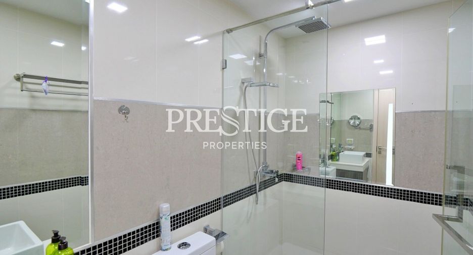 For rent 3 bedrooms condo in Bang Lamung, Chonburi