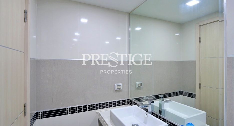 For rent 3 bedrooms condo in Bang Lamung, Chonburi