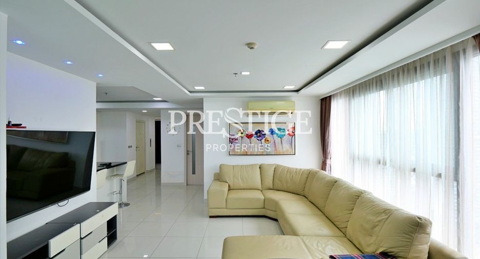 For rent 3 bedrooms condo in Bang Lamung, Chonburi