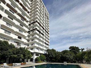 For sale 3 bedrooms condo in Na Jomtien, Pattaya