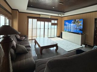 For sale 3 bedrooms condo in Na Jomtien, Pattaya