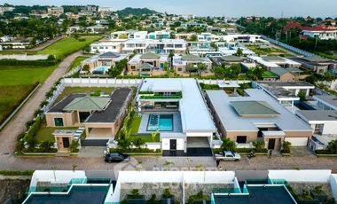 For sale 6 bed villa in Bang Lamung, Chonburi