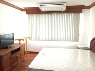 For sale 2 bed condo in Wang Thonglang, Bangkok