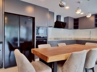 For rent 3 bed condo in Bang Lamung, Chonburi