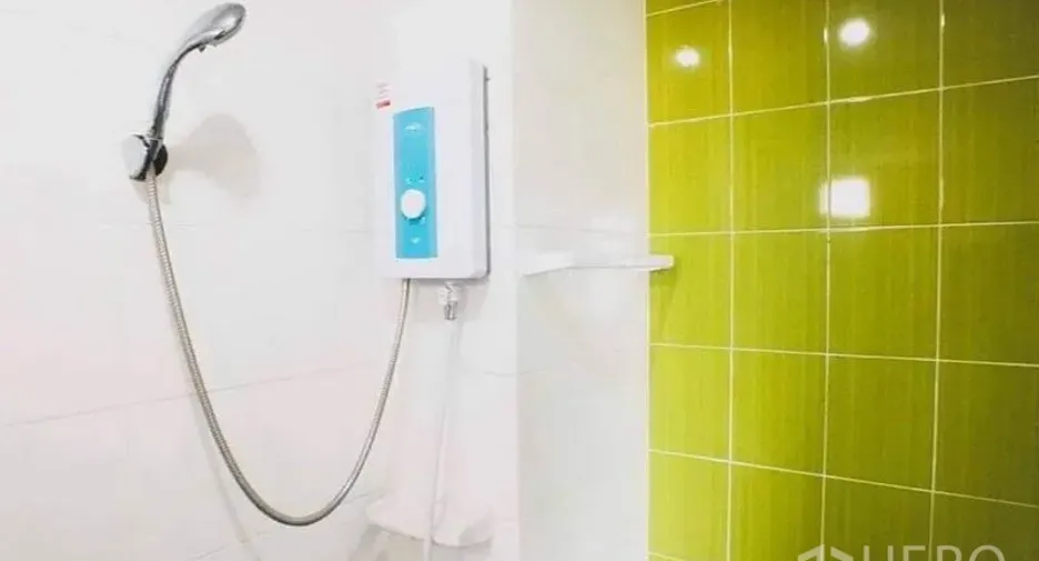 Gewerbefläche zum Kauf mit 36 Zimmer in Lam Luk Ka, Pathum Thani