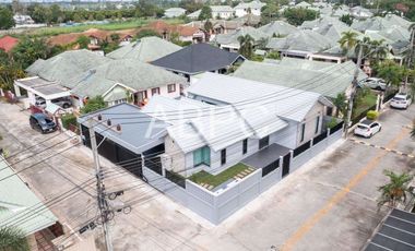 For sale 3 bedrooms house in East Pattaya, Pattaya