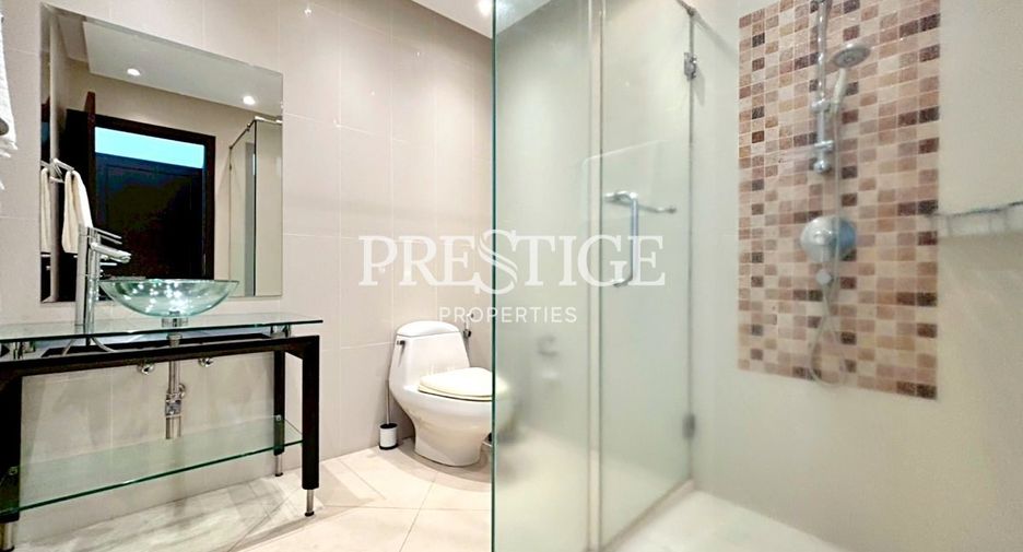 For sale 4 bedrooms house in Bang Lamung, Chonburi