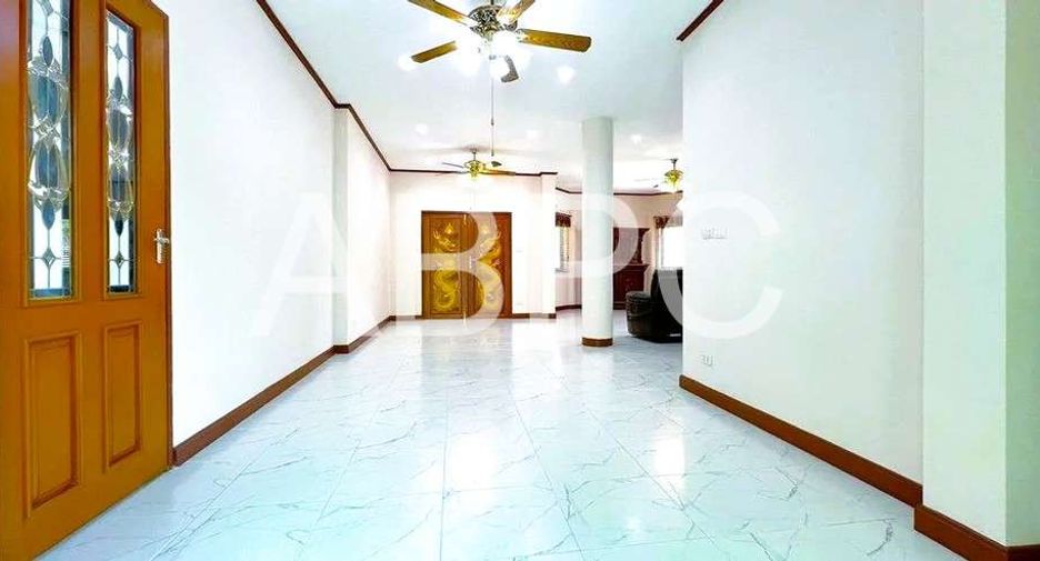 Casa en venta de 5 habitaciones en East Pattaya, Pattaya