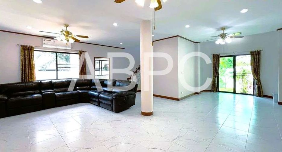 Casa en venta de 5 habitaciones en East Pattaya, Pattaya