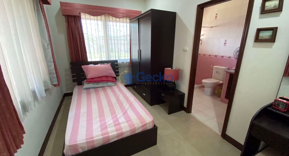 For rent and for sale 4 bedrooms house in Bang Lamung, Chonburi