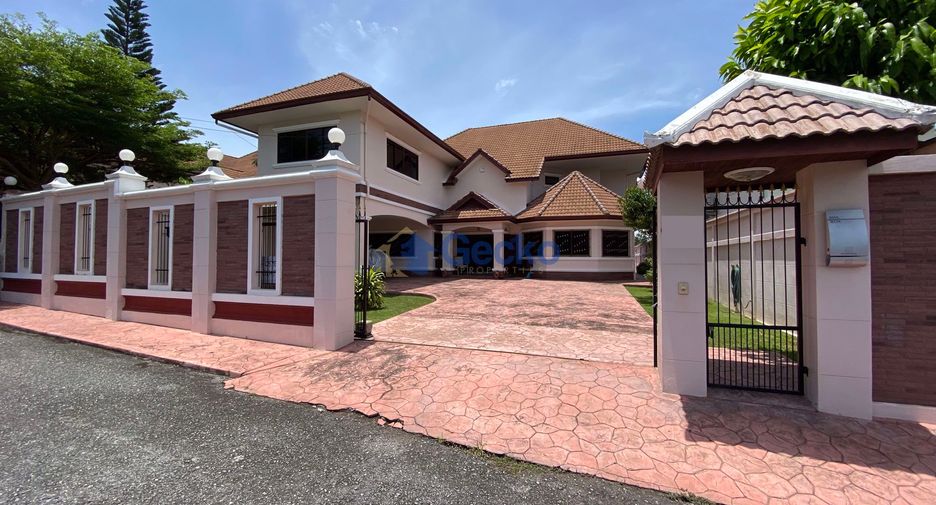 For rent and for sale 4 bedrooms house in Bang Lamung, Chonburi