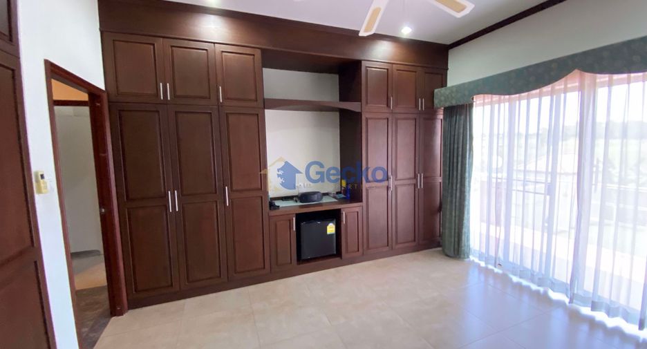 For rent and for sale 4 bedrooms house in Bang Lamung, Chonburi