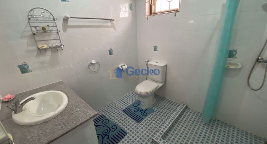 For rent and for sale 4 bedrooms house in Bang Lamung, Chonburi
