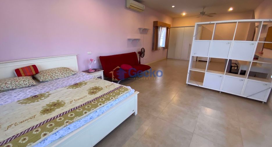 For rent and for sale 4 bedrooms house in Bang Lamung, Chonburi