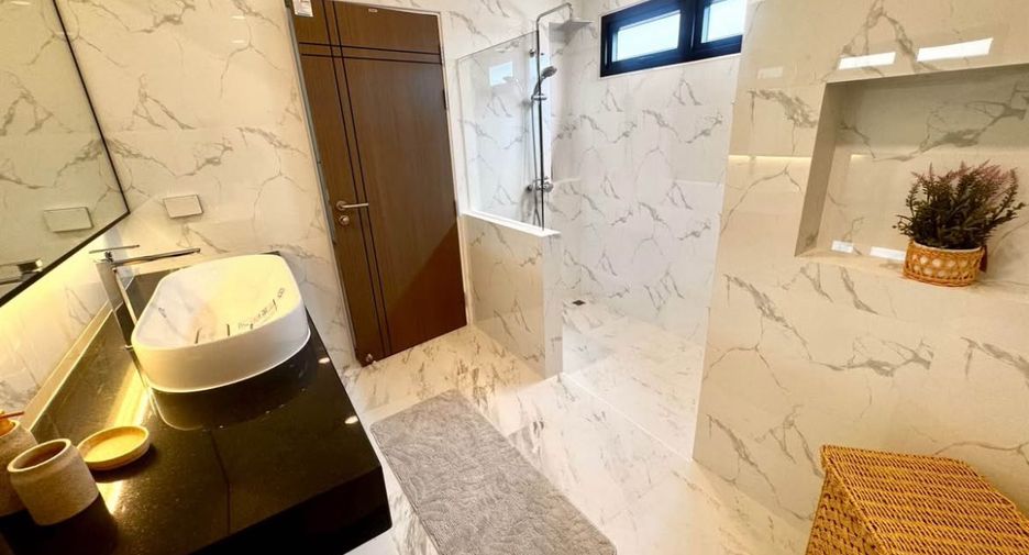 For rent 3 bedrooms house in Bang Lamung, Chonburi