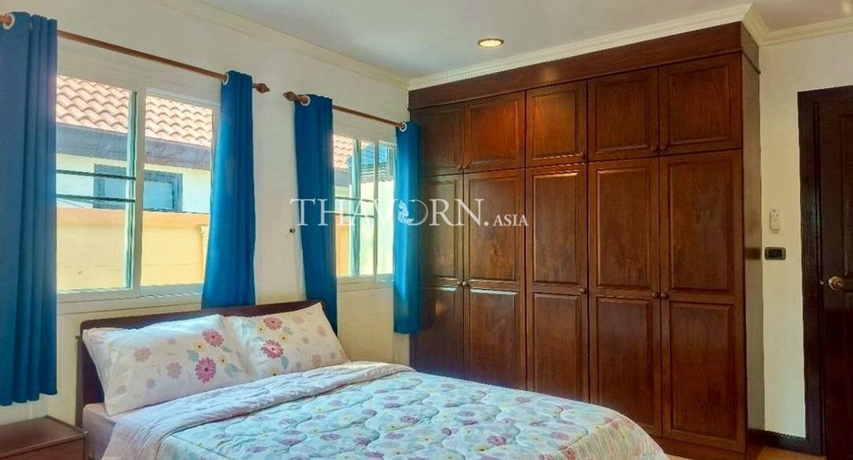 Haus zum Kauf mit 4 Zimmer in Sattahip, Chonburi