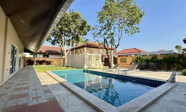 À vendre 4 chambres maison à Sattahip, Chonburi