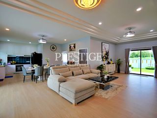 Haus zum Kauf mit 3 Zimmer in Bang Saray, Pattaya