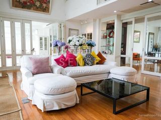 For sale 4 ベッドルーム house in Khlong Toei, Bangkok