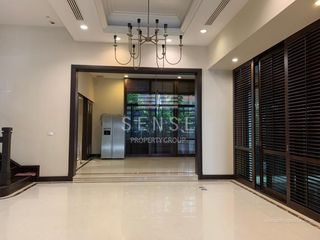 For rent 4 bedrooms house in Khlong Toei, Bangkok