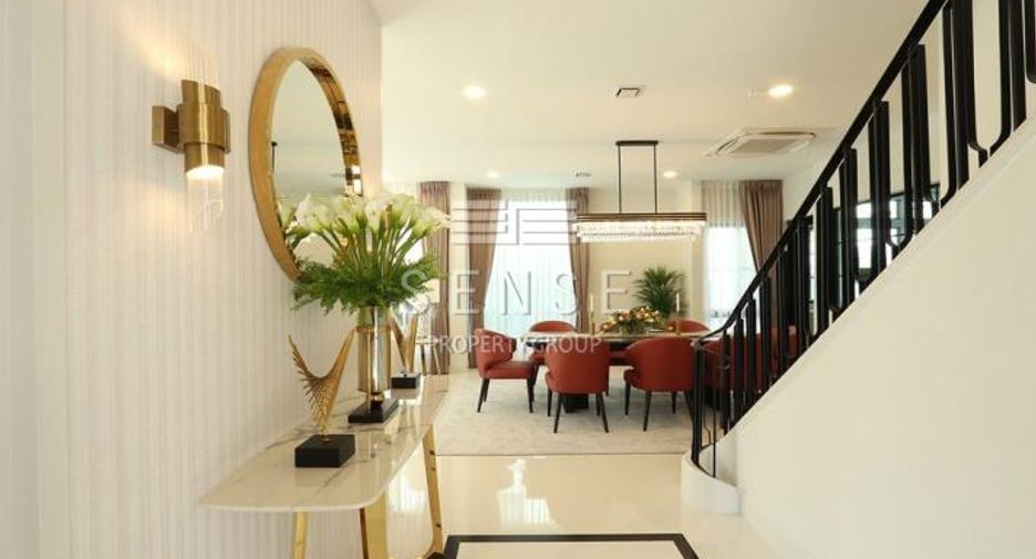 Casa en alquiler de 4 habitaciones en Bang Kapi, Bangkok