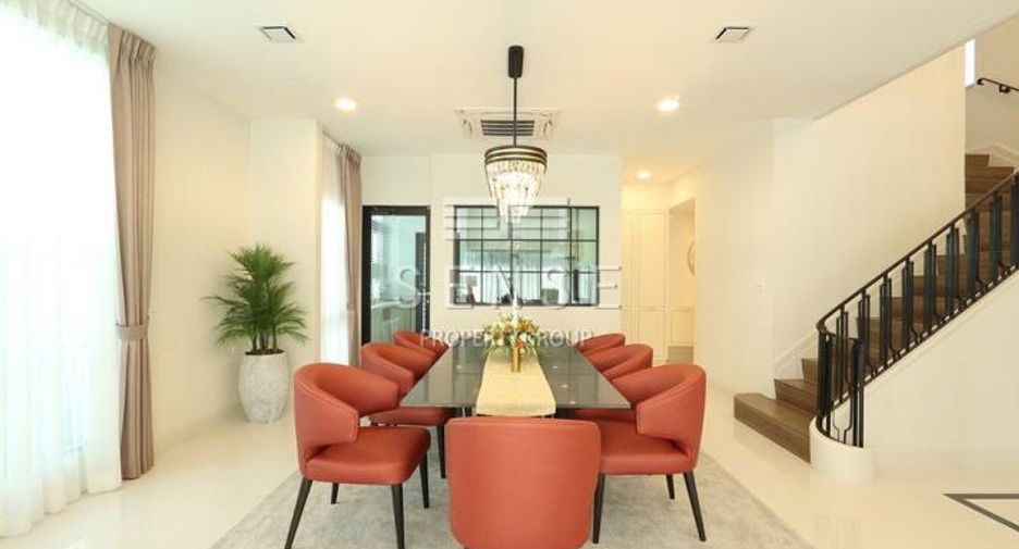 Casa en alquiler de 4 habitaciones en Bang Kapi, Bangkok