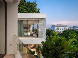 For sale 4 ベッドルーム house in Khlong Toei, Bangkok