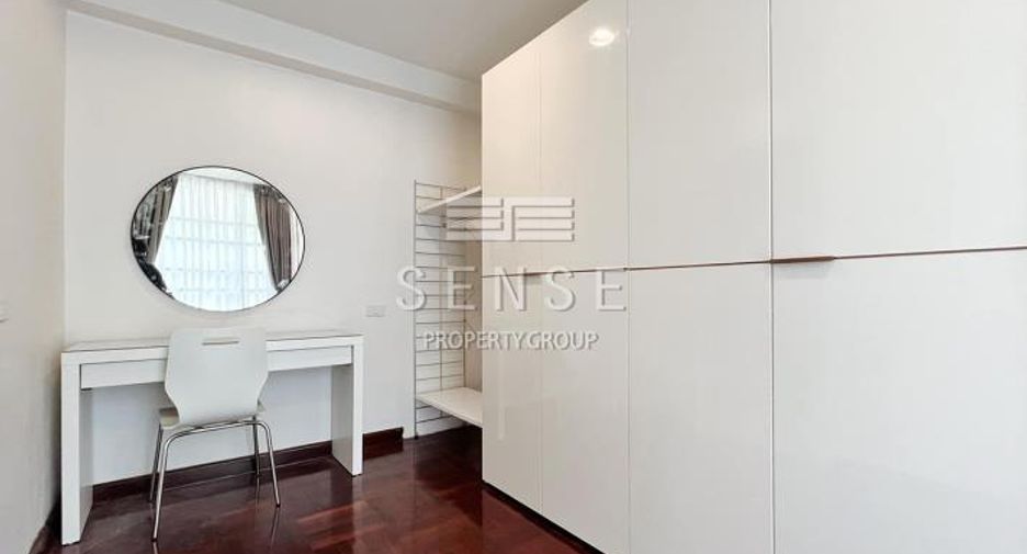 For rent 4 ベッドルーム house in Khlong Toei, Bangkok